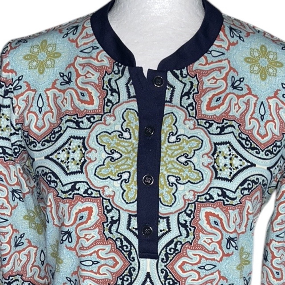 J. McLaughlin Biscayne Medallion Paisley Print Henley Tunic Top - XS - Picture 3 of 12